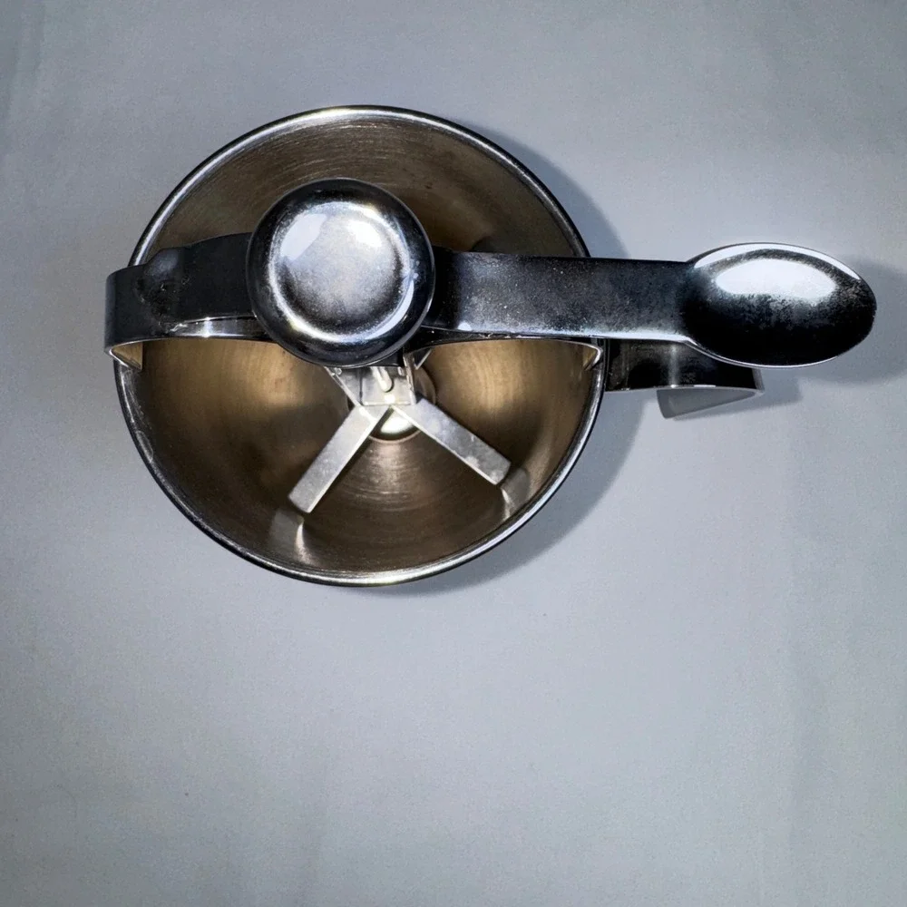 Stainless Steel Pancake Batter Dispenser Cupcake Muffin Squeeze Trigger Tool